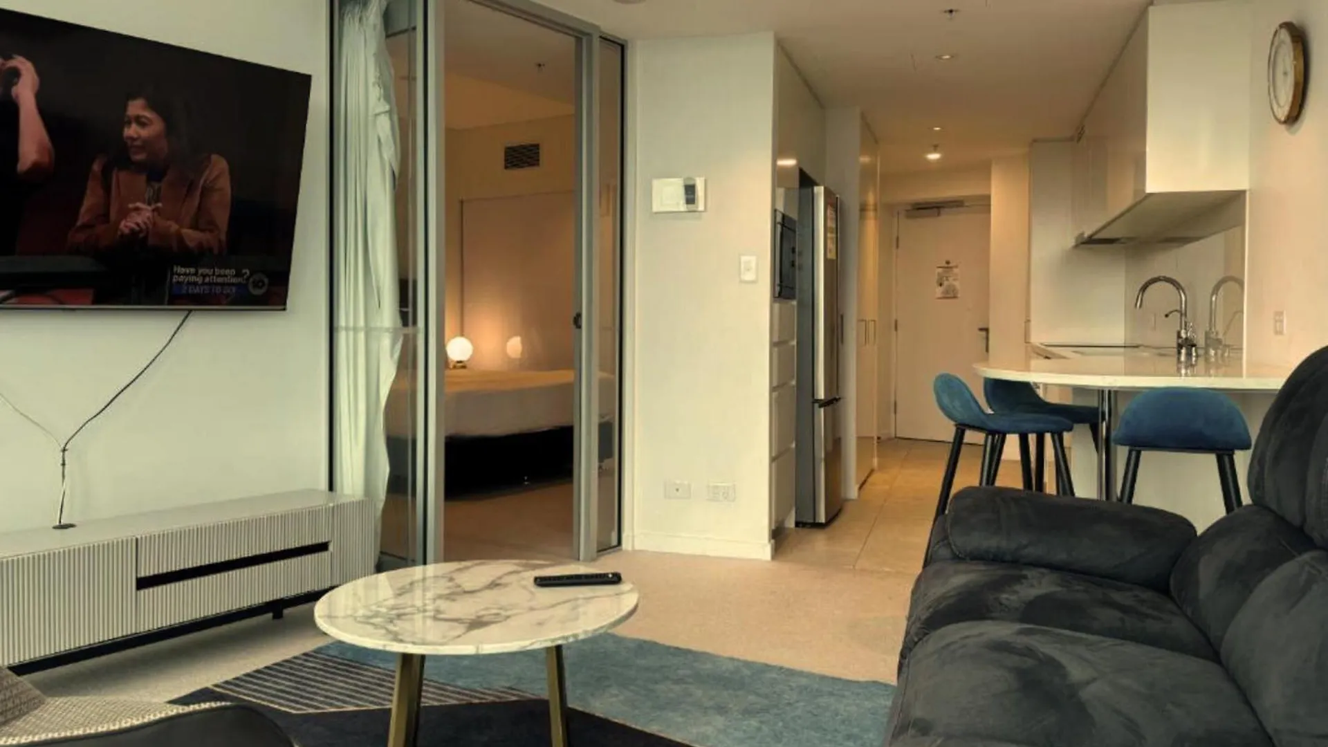 Brisbane Skytower -Sky High- 3 Bedroom Luxury Apartment With 2 Bathrooms 0*,